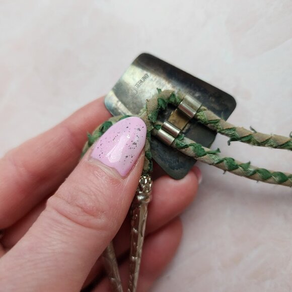 VINTAGE Southwestern Bolo Tie Green Turquoise‎ Stone Braided Leather Silver - Picture 6 of 8